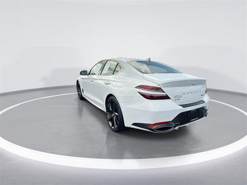 2022 Genesis G70 3.3T
