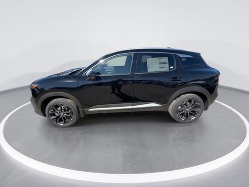 Super Black 2026 Nissan Kicks SR