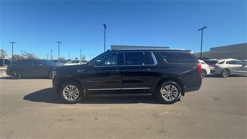 2024 GMC Yukon XL SLT