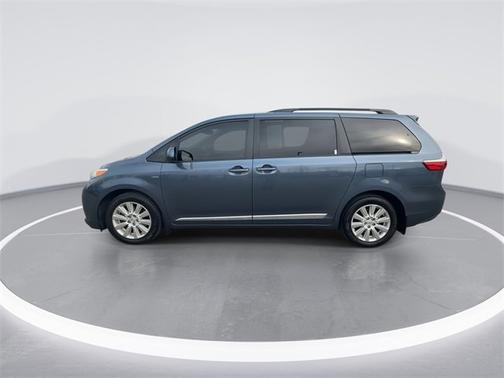 2017 Toyota Sienna LE