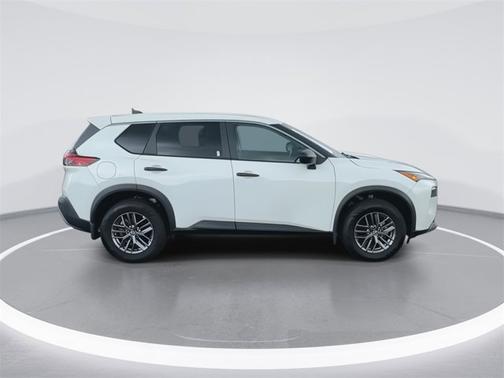 2022 Nissan Rogue S