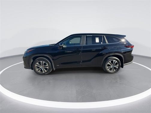 2024 Toyota Highlander Hybrid XLE