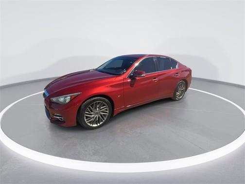 2015 INFINITI Q50 Premium