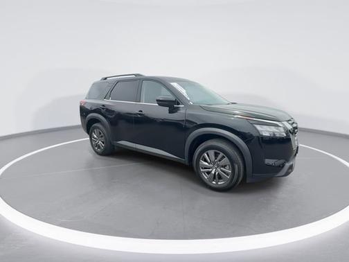 Super Black 2025 Nissan Pathfinder SV