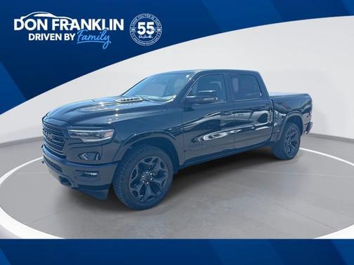 Diamond Black Crystal Pearlcoat 2024 RAM 1500 Limited