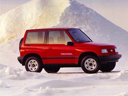 White 1993 Geo Tracker