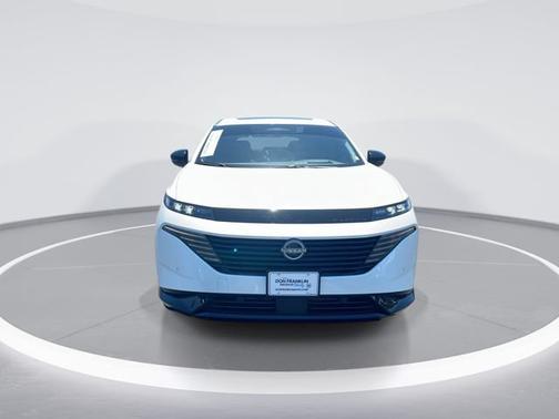 Everest White Pearl Tricoat 2025 Nissan Murano Platinum