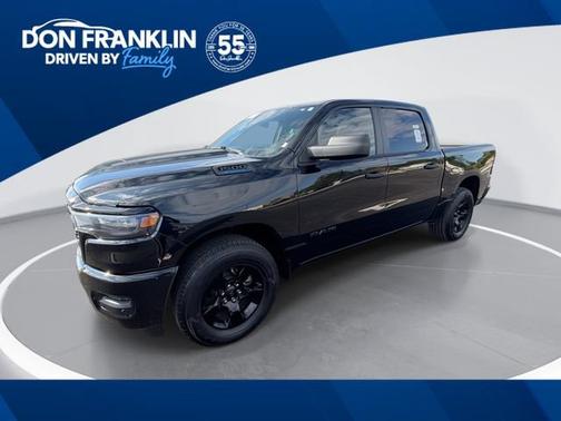 Diamond Black Crystal Pearlcoat 2025 RAM 1500 Tradesman