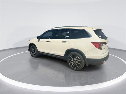 2019 Honda Pilot Touring 8-Passenger