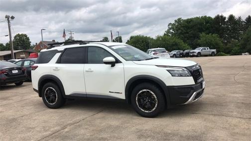 2023 Nissan Pathfinder Rock Creek