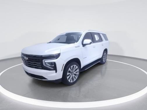 Iridescent Pearl Tricoat 2025 Chevrolet Tahoe High Country