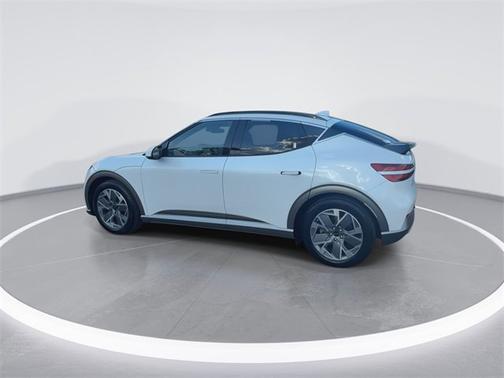 2025 Genesis GV60 Standard