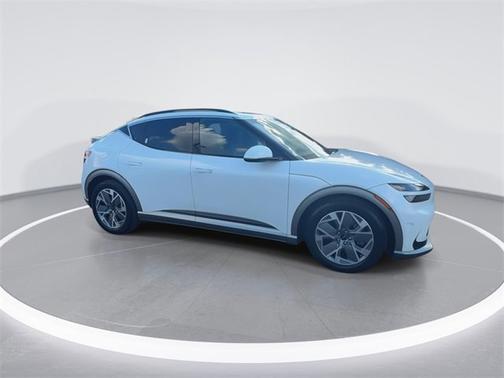 2025 Genesis GV60 Standard