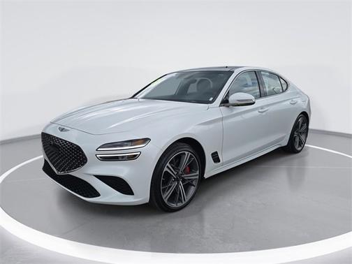 2025 Genesis G70 2.5T