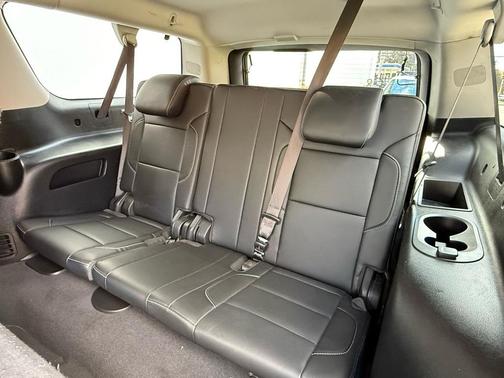 2020 Chevrolet Suburban LS