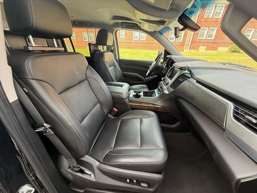 2020 Chevrolet Suburban LS