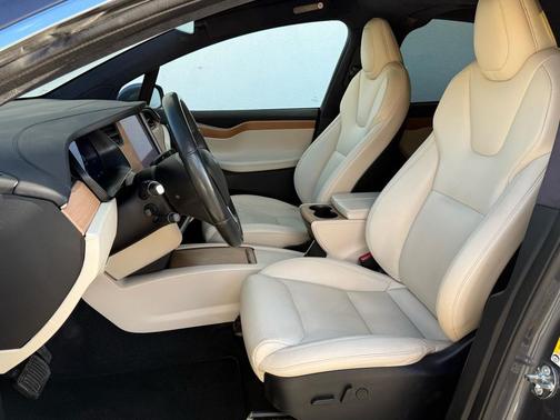 2020 Tesla Model X Long Range Plus AWD