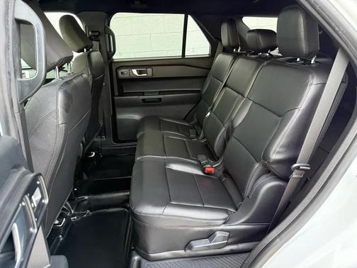 2021 Ford Utility Police Interceptor Base