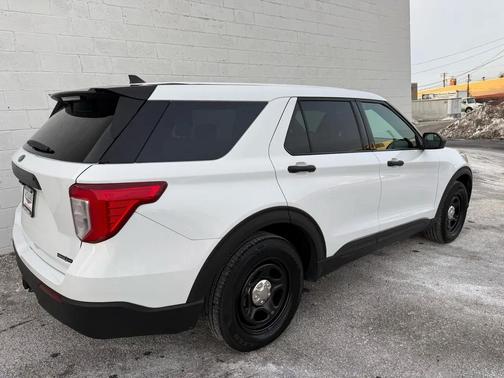 2021 Ford Utility Police Interceptor Base