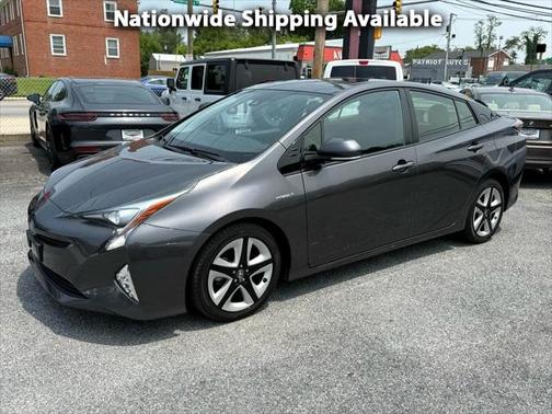 2016 Toyota Prius Four Touring