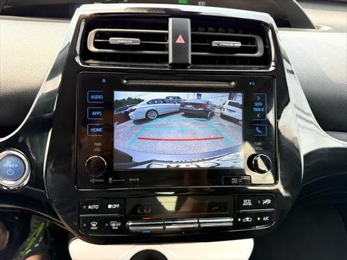 2016 Toyota Prius Four Touring