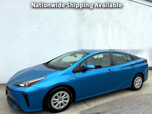 2021 Toyota Prius XLE