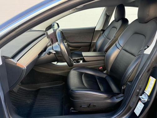 2018 Tesla Model 3 Mid Range