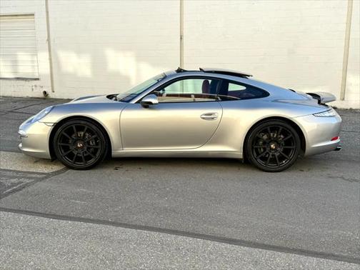 2013 Porsche 911 Carrera