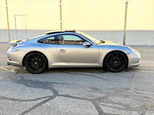 2013 Porsche 911 Carrera
