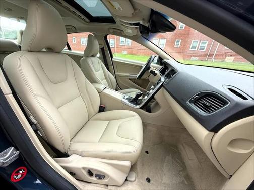 2015 Volvo S60 T5 Premier