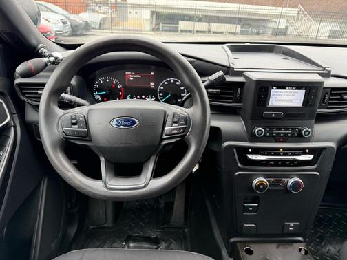 2022 Ford Utility Police Interceptor Base