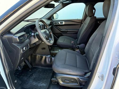White 2022 Ford Utility Police Interceptor Base