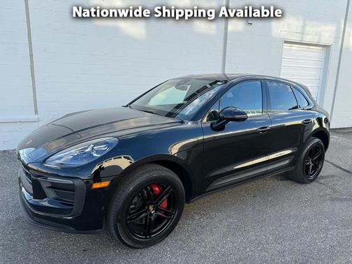 2023 Porsche Macan AWD