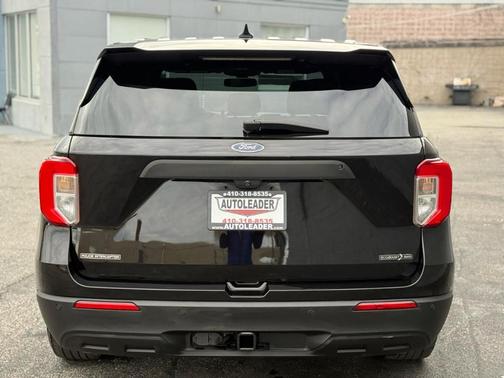 Black 2020 Ford Utility Police Interceptor Base