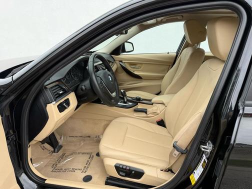 2015 BMW 328 4dr Sdn 328i RWD