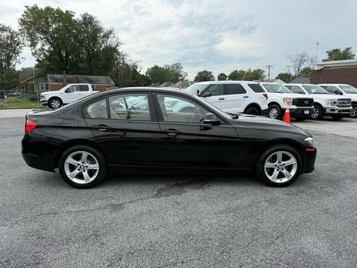 2015 BMW 328 4dr Sdn 328i RWD