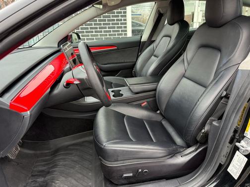 2022 Tesla Model 3 Standard Range