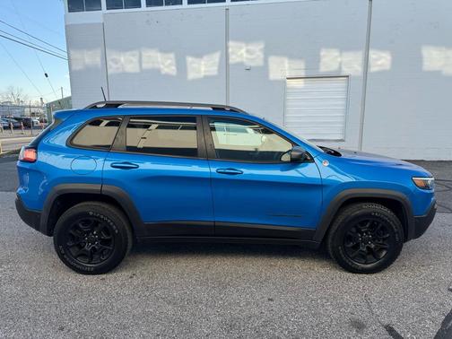 2019 Jeep Cherokee Trailhawk Elite