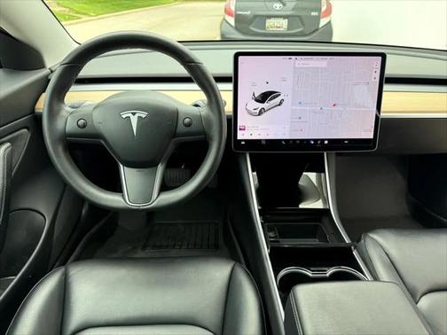 2019 Tesla Model 3 Mid Range