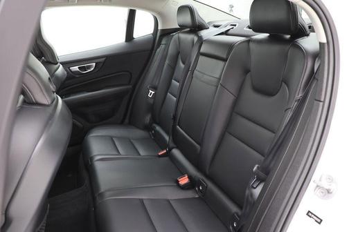 2024 Volvo S60 B5 Core Dark Theme