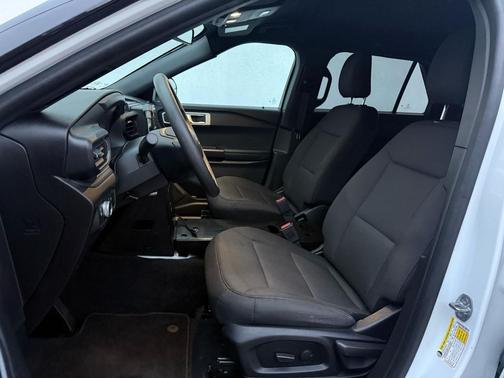 2022 Ford Utility Police Interceptor Base