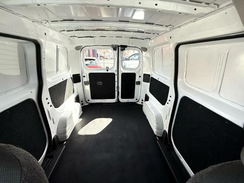 2018 Nissan NV200 S