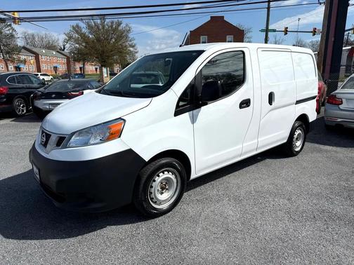 2018 Nissan NV200 S