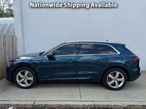 2019 Audi e-tron Premium Plus
