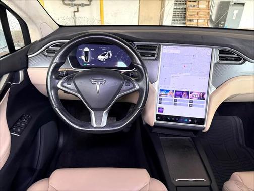 2017 Tesla Model X 90D AWD *Ltd Avail*
