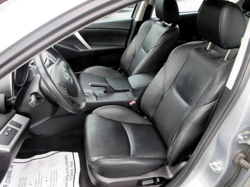 2013 Mazda Mazda3 i Grand Touring
