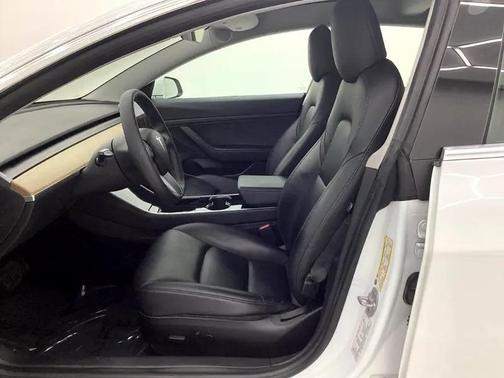 2020 Tesla Model 3 Standard Range