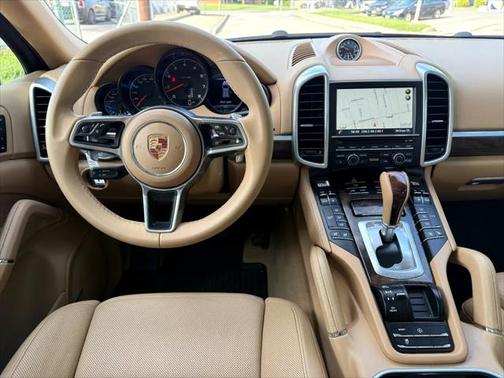 2016 Porsche Cayenne Base