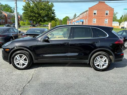 2016 Porsche Cayenne AWD 4dr