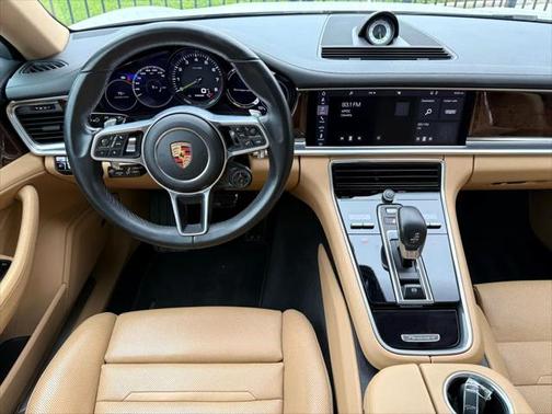 2019 Porsche Panamera E-Hybrid 4